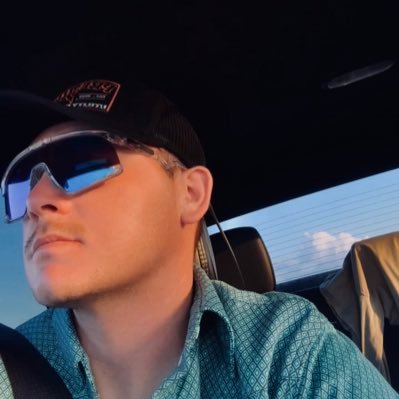 samuelJ_444's profile picture. 