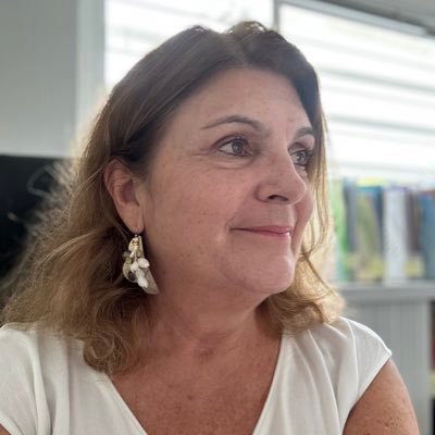 AllegretIsa's profile picture. @univpf | #territoirePF #Université #Education #Recherche #PacifiqueSUD | et aussi 🐠🤿🏌🏿‍♀️🎹 🚴‍♀️🛫⛩