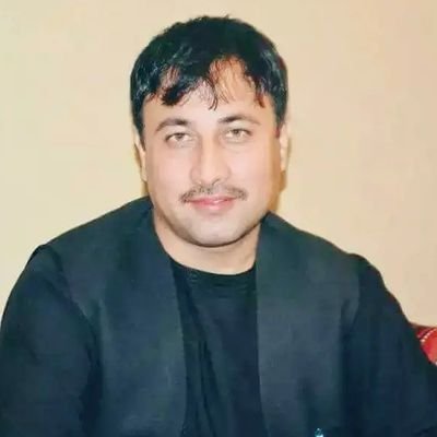 کوشش وکړئ یو بل ته د میني او محبت غیږي پرانیزئ.