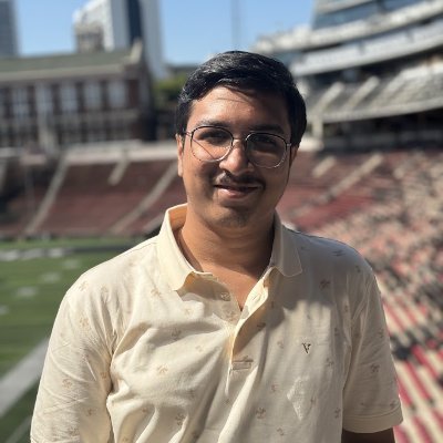 dineshdavanamdk's profile picture. AI Engineer and Enthusiastic to build tech products