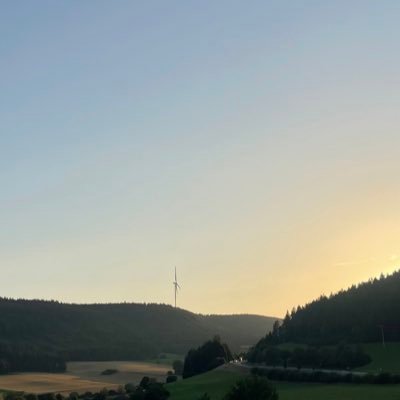 ztwgtlc's profile picture. 