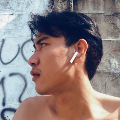 examlcr_'s profile picture. hai 🙌🏻