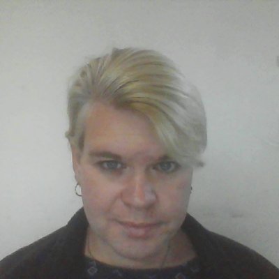 Hay there guys I am into all kinds of things, I am one foxy mama with an apitite for life. 

https://t.co/76sYd42hSV