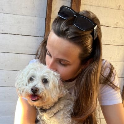 emilycorkish's profile picture. 