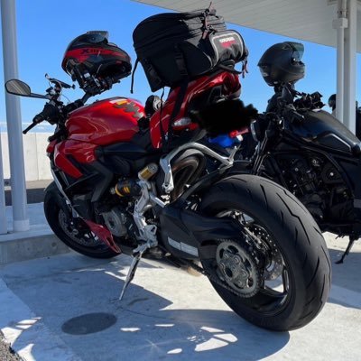 3_V995's profile picture. 下手くそすぎる関東裏の20代