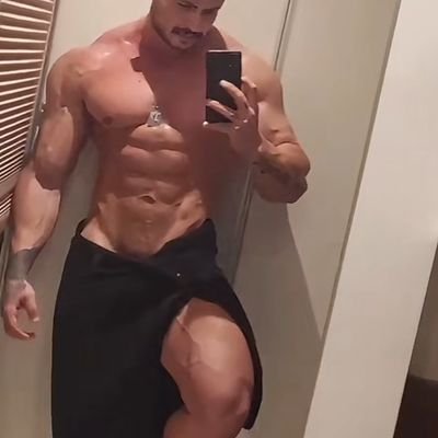 zhuxng770180's profile picture. 