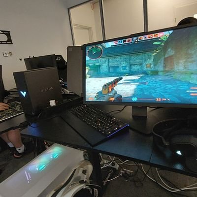 tax__cs's profile picture. 20 | 🇩🇪 awper