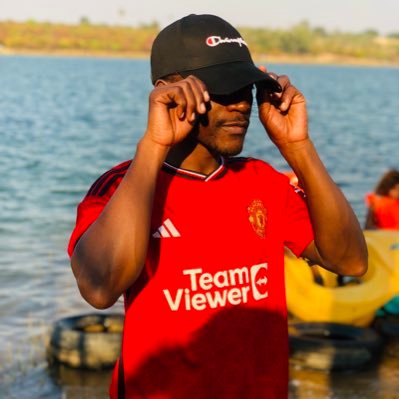 AntnioC50966174's profile picture. O cérebro também é um músculo, então exercite-o!