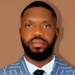 #softwareengineer👨💻 @kuwiyahq | #businessmind🈺️ #loves_to ✈🎱🎹