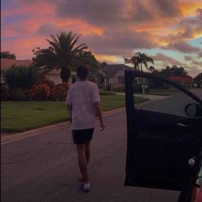 YuriP2006's profile picture. 