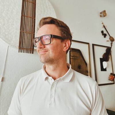I help strengthen Lighting and Semicon ecosystem through strategic recruiting and partnerships. Passionate about advising on energy, lighting and ESG.