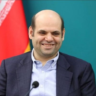 ور بمانیم زنده بر دوزیم جامه ای کز فراق چاک شده
ور نماندیم عذر ما بپذیر ای بسا آرزو که خاک شده