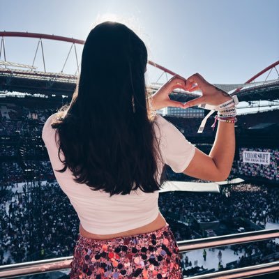 “Eu amo-vos! I love you so so much! That was… never in my life will I forget that moment here in Lisbon” - 𝗧𝗮𝘆𝗹𝗼𝗿 𝗦𝘄𝗶𝗳𝘁, 𝗟𝗶𝘀𝗯𝗼𝗻 𝗡𝟭 ᥫ᭡