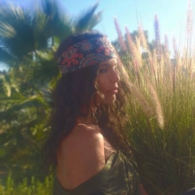 Neurodivergent & Mental Health Advocate - here to help enlighten your mind to a deeper depth.