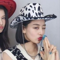Gigi⁹ (@g1ov4n) 's Twitter Profile