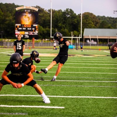 riley_gober44's profile picture. Rockmart High 25’🏈⚽️ • rileyj0919@gmail.com • K/P • GPA 3.8