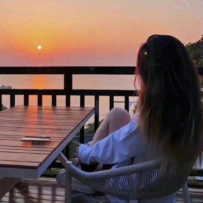 Vincecsadilla's profile picture. 冷静かつ自制心を持ち、前進と後退の方法を知り、損得を理解する。