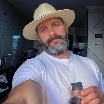 Holydoveflies's profile picture. let it all work out...❤️🇨🇦🇺🇸