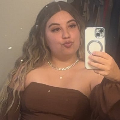 loveedani15's profile picture. 