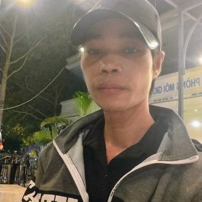 hochauthanh922's profile picture. Hãy mua chiếc túi chỉ 3$ nhưng bên trong là 3000$ đừng mua nó với giá 3000$ nhưng bên chỉ có 3$...