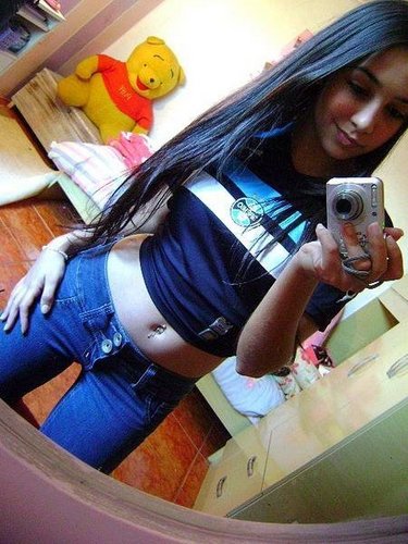 Garota de uma personalidade só no momento solteira só ficando ; )) ♥