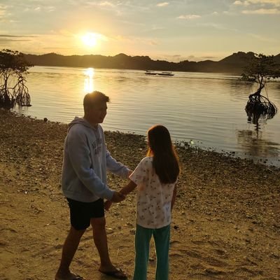 jazzdv3's profile picture. God is good all the time!💞
The Script💚
ISV🤎