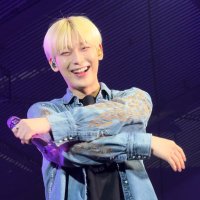 kayla🎀 fan account (@sunwhines) 's Twitter Profile