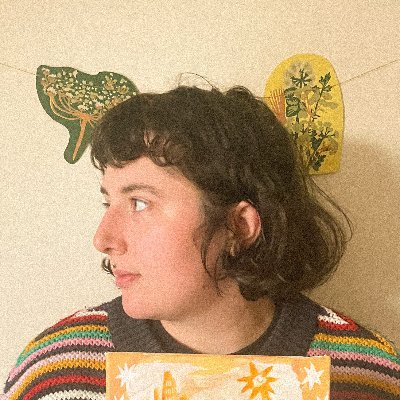 (she/they) rumoured to be non-human
Tarot Reader, Intuitive Artist & Disabled Witch