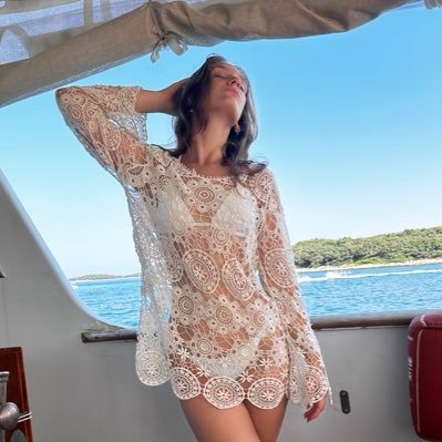 vittoriacinghia's profile picture. mentalmente instabile, romantica sotto la stronzaggine e mi lamento troppo. AH E SONO STUPENDA