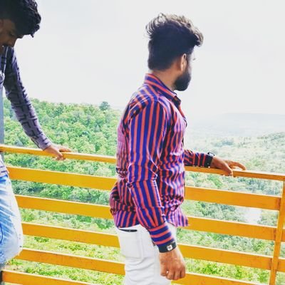 BoyUjju7174's profile picture. 