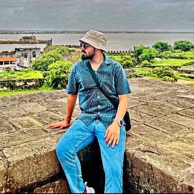 sharmanish23's profile picture. Apne toh sirf RAM hain✨