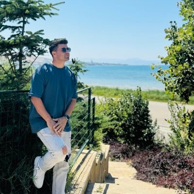 Faruk_y33's profile picture. 