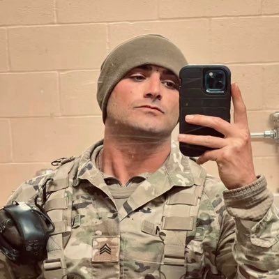 Proud Ukrainian volunteer fighting for my country’s freedom & democrac, standing strong against aggression and defending our future. # Ukrainestrong 🇺🇦🇺🇦
