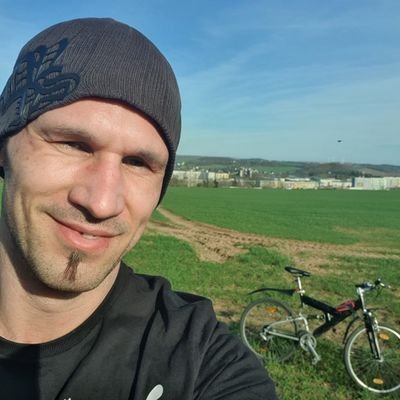 racksandguns's profile picture. ▶Anime ▶Games • Small Fits All~Medium Is Premium~Large Is In Charge~Any Size Is The Price, It Will Make Wood Rise~Thicc Thighs Save Lives #keepcalmstayfocused