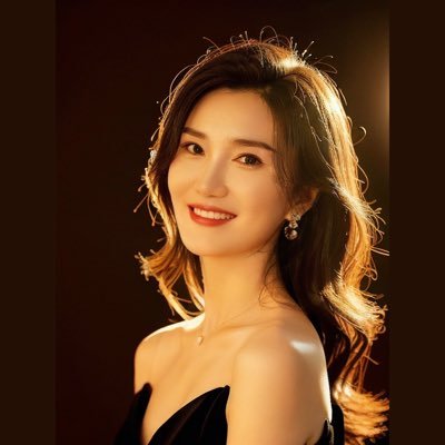 Laura_Bingo's profile picture. With over a decade of dynamic leadership in senior marketing, business development, public relations and operations.