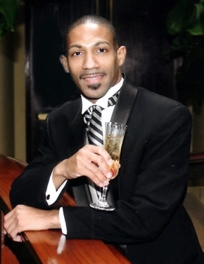 I am a upscale fashion designer of men and women's clothes, fashion stylist and lecture based in Houston, Texas.