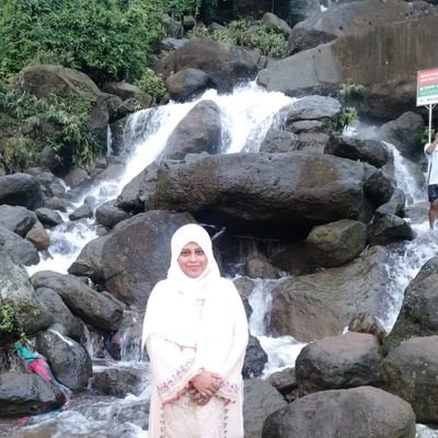 Monira94718's profile picture. I'm a digital marketer. I'll help u by doing logo, header, social media post, video design, Facebook page create, social media marketing.Knock me if u need help