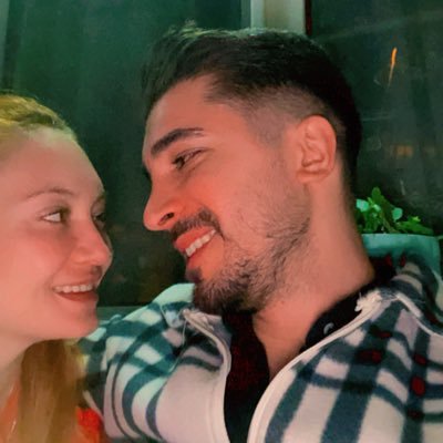 ersinaltnn's profile picture. stabil