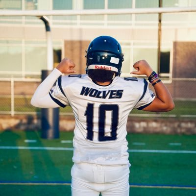 6’1/W:190 #10 AAHS QB/TE🏈 4.1 gpa class of 2027 🧑🎓 Email:rjyerks@gmail.com