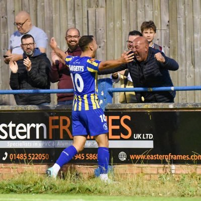 Footballer, physio and dad to 2 amazing kids