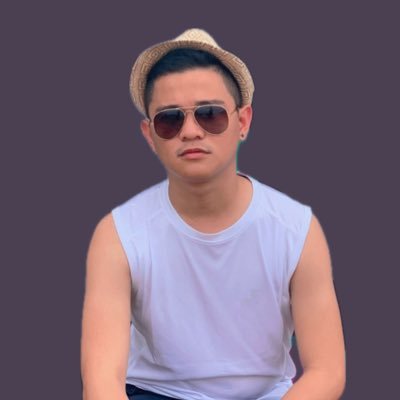 SegoviaDonn95's profile picture. Livin'