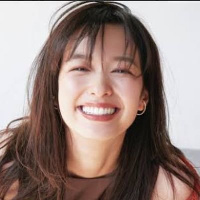 色々あるけど 笑ちゃお🤣
ENFP(広報運動家)😘
ISTP(巨匠)探しています🔎
MBTI熱が今熱い❤️🔥
⚠画像は別人です😁あしからず😁