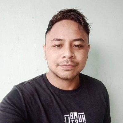 Vick_1710's profile picture. 