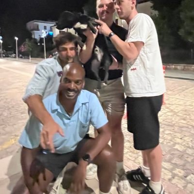 blackswankieran's profile picture. 