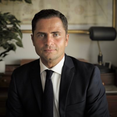 Secretario adjunto a Organización y de Transparencia y Acción Democrática Comisión Ejecutiva Federal PSOE