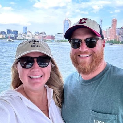 hanzzz1993's profile picture. Golden Retriever Mom. Alumna and Director of State Government Relations @BGSU. Views are my own.