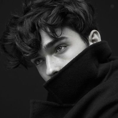 kaaalldk's profile picture. سبحان الله وبحمده🌹سبحان الله العظيم ... تابعني اتابعك 😊