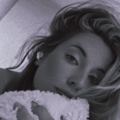 apieceofmyS's profile picture. 