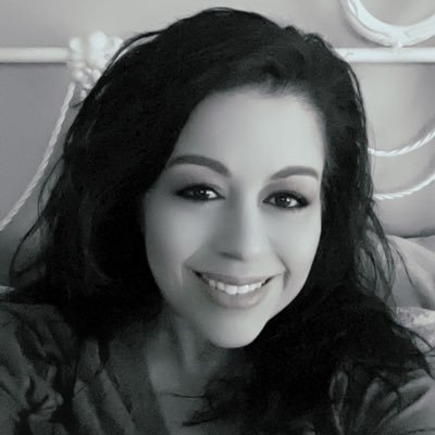 Geena318L's profile picture. I can’t stand Donald Trump. 🌊🇺🇸🌊