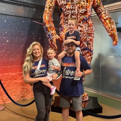 Emma 💍 Jack👶🏼 Journey👧🏼Mojo Boo😺 TNTFireworks🧨 LatterDaySaint Love Family, Freedom, & Country. BYUSports🏈🏀🏐⚽️